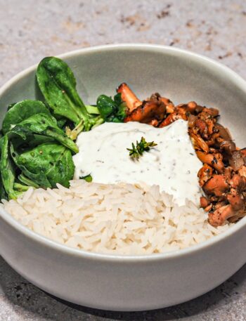 herbstliche Bowl mit Pfifferlingen